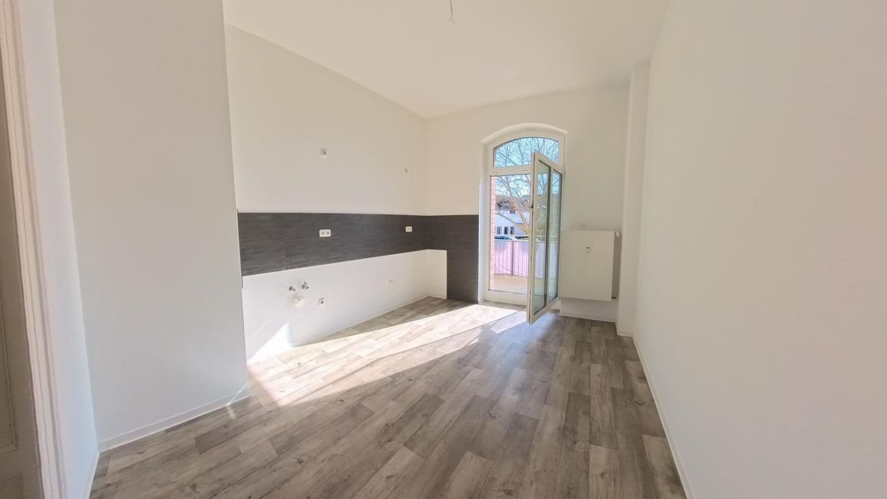 Pronájem bytu 7+1 160 m², Johannisstrasse 22, Mühlhausen/Thüringen, Durynsko Pronájem bytu 7+1 160 m², Johannisstrasse 22, Mühlhausen/Thüringen, Durynsko
