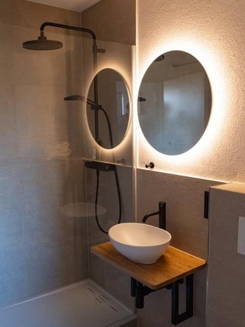 Prodej nebytového prostoru 4.164 m², Maria Eck Str. 61, Siegsdorf, Bavorsko Prodej nebytového prostoru 4.164 m², Maria Eck Str. 61, Siegsdorf, Bavorsko