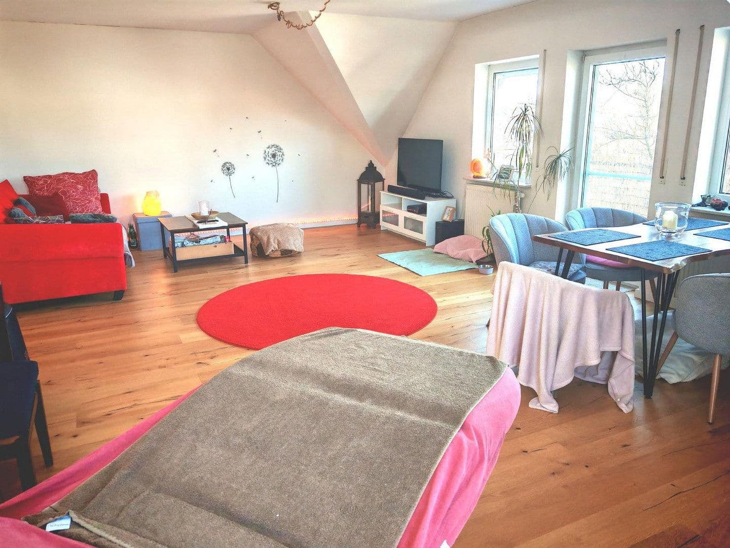 Prodej domu 285 m², pozemek 915 m², Büdingen, Hessen Prodej domu 285 m², pozemek 915 m², Büdingen, Hessen
