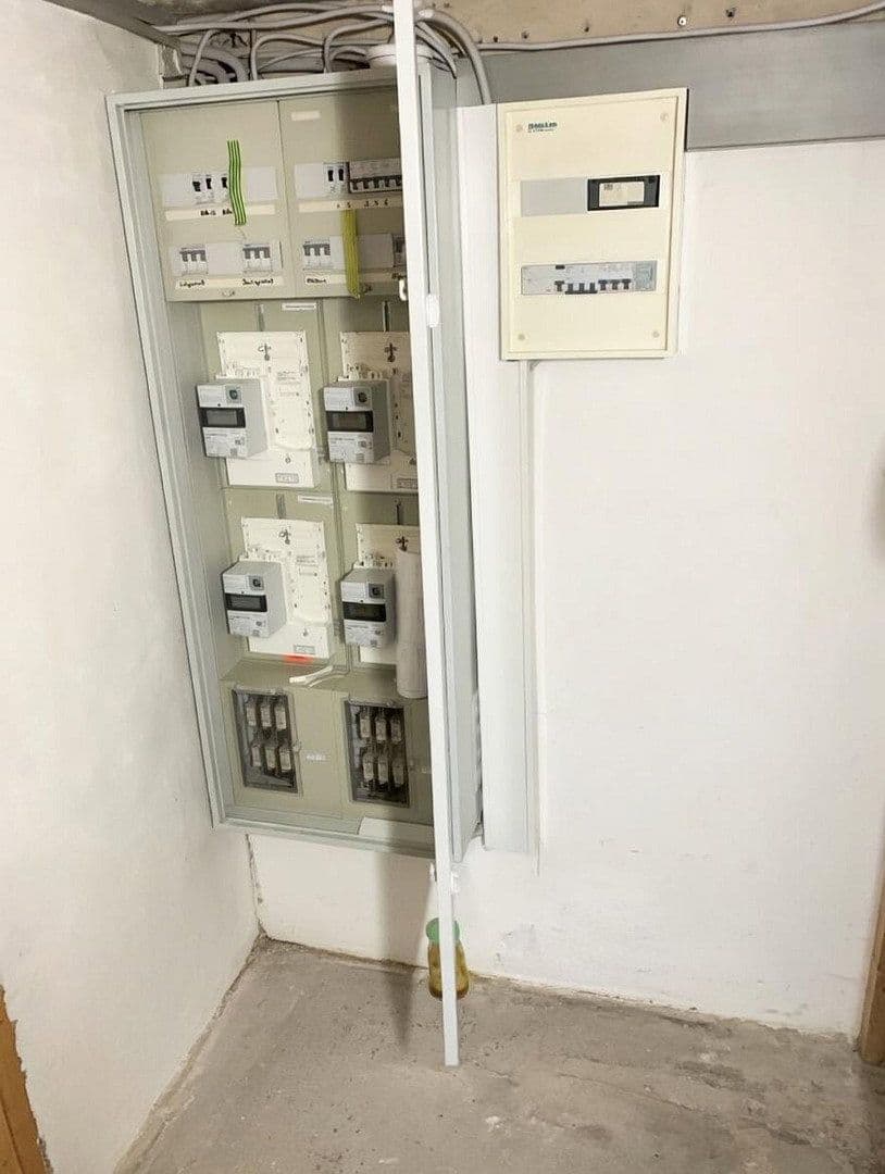 Prodej domu 285 m², pozemek 915 m², Büdingen, Hessen Prodej domu 285 m², pozemek 915 m², Büdingen, Hessen