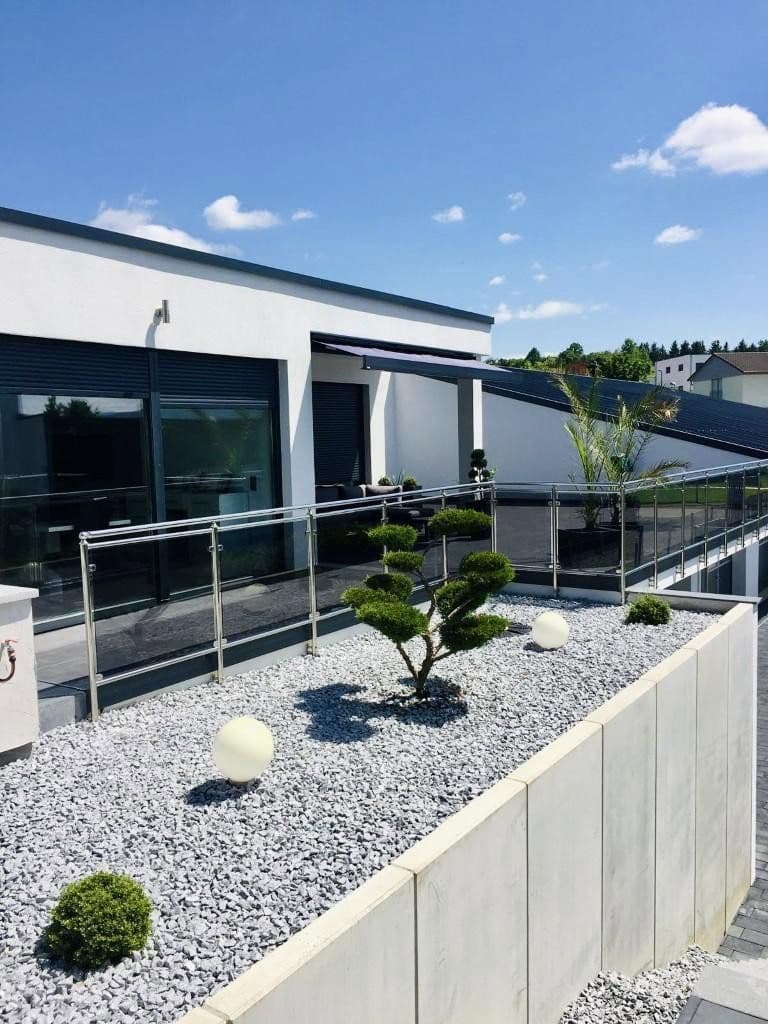 Prodej domu 233 m², pozemek 1.915 m², Gomaringen, Bádensko-Württembersko Prodej domu 233 m², pozemek 1.915 m², Gomaringen, Bádensko-Württembersko