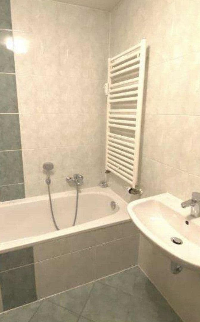 Pronájem bytu 2+1 61 m², Plauen, Sasko Pronájem bytu 2+1 61 m², Plauen, Sasko