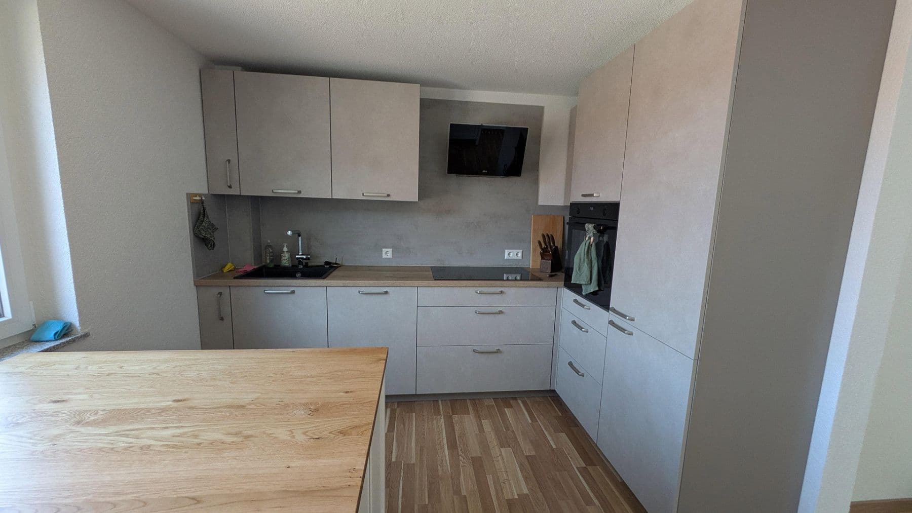 Pronájem bytu 3+1 79 m², Neuenburg am Rhein, Bádensko-Württembersko Pronájem bytu 3+1 79 m², Neuenburg am Rhein, Bádensko-Württembersko