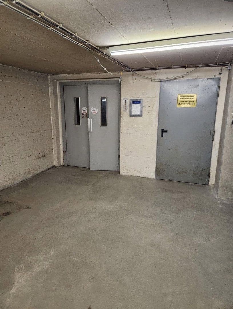 Pronájem nebytového prostoru 190 m², Osnabrück, Dolní Sasko Pronájem nebytového prostoru 190 m², Osnabrück, Dolní Sasko