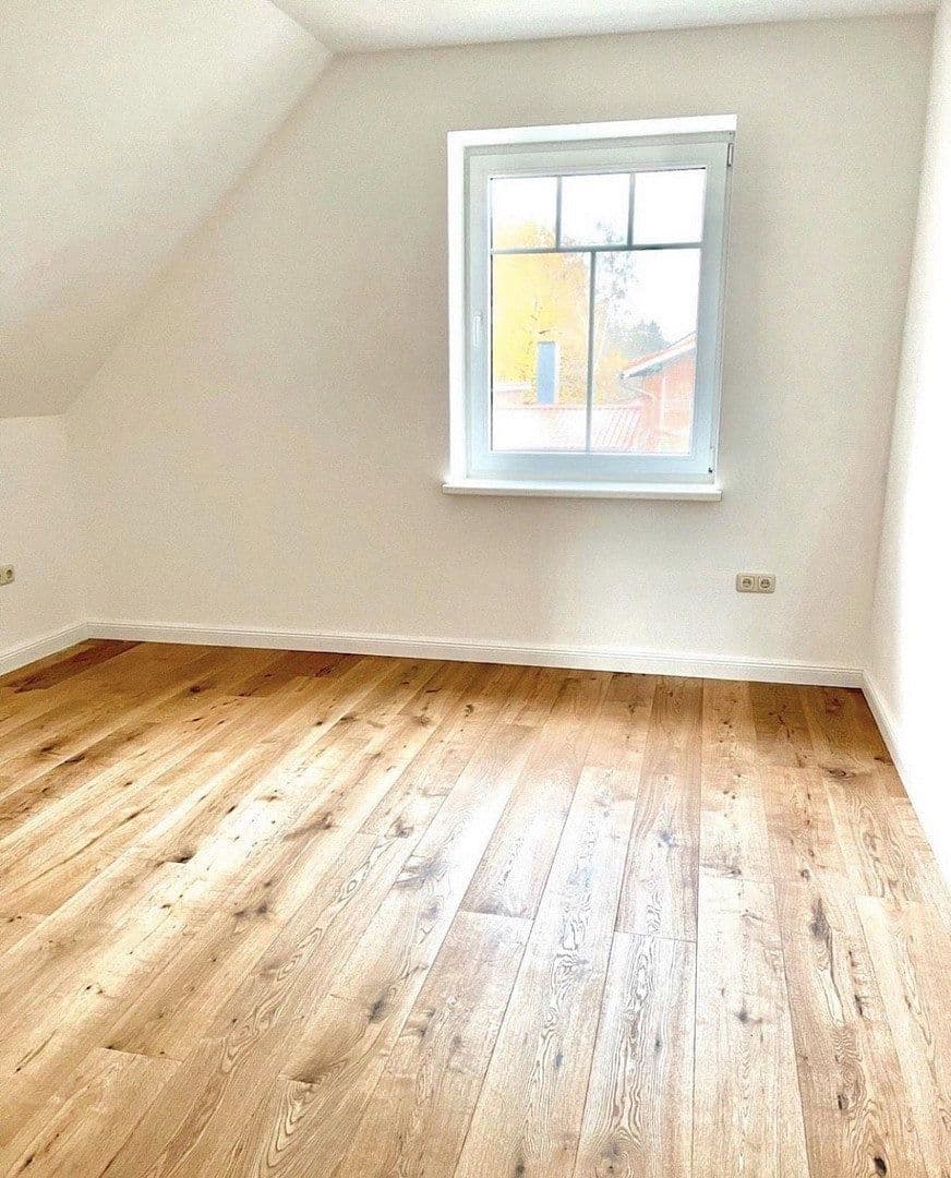 Pronájem domu 145 m², pozemek 700 m², Hasenkrug, Šlesvicko-Holštýnsko Pronájem domu 145 m², pozemek 700 m², Hasenkrug, Šlesvicko-Holštýnsko