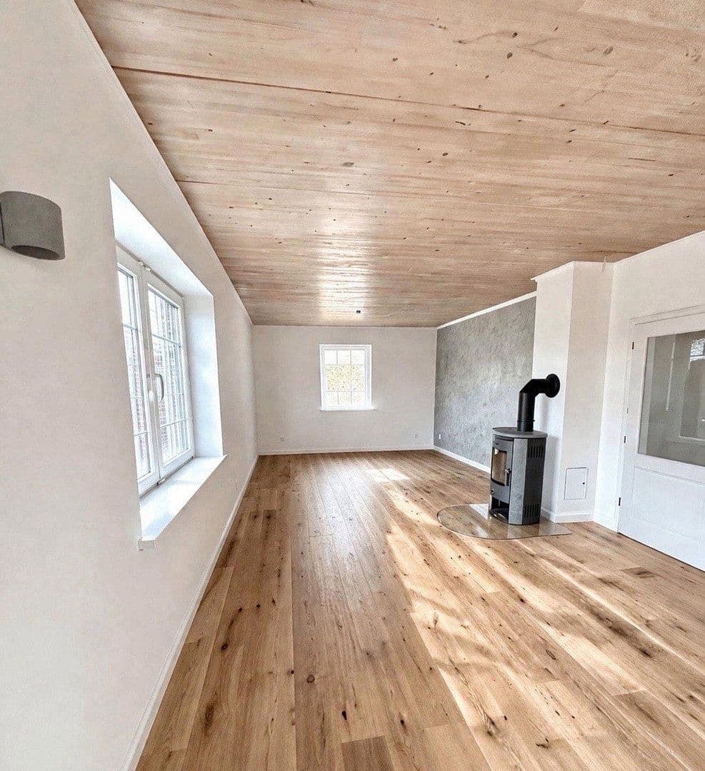Pronájem domu 145 m², pozemek 700 m², Hasenkrug, Šlesvicko-Holštýnsko Pronájem domu 145 m², pozemek 700 m², Hasenkrug, Šlesvicko-Holštýnsko