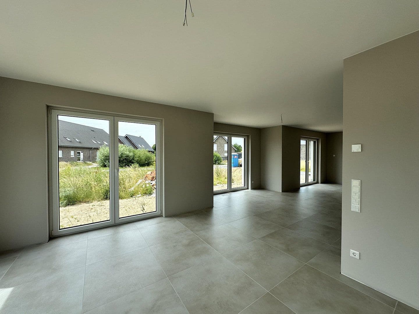 Prodej domu 187 m², pozemek 1.250 m², Rees, Severní Porýní-Vestfálsko Prodej domu 187 m², pozemek 1.250 m², Rees, Severní Porýní-Vestfálsko