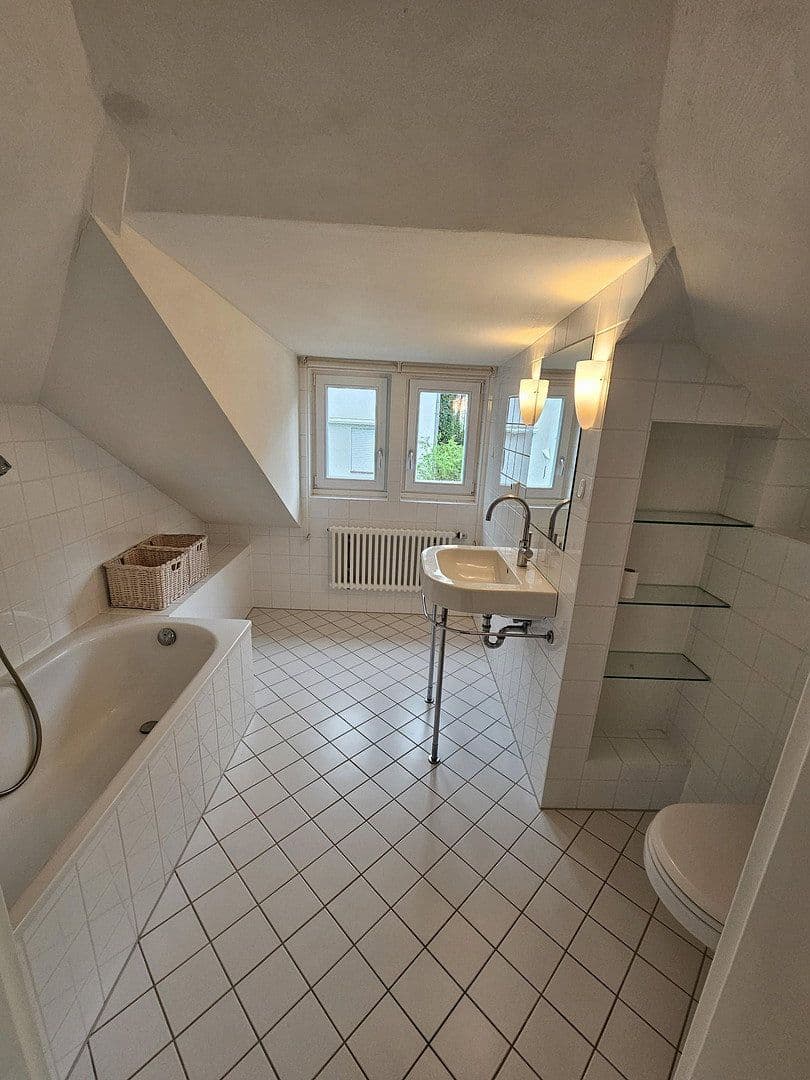 Prodej domu 209 m², pozemek 797 m², Kassel, Hessen Prodej domu 209 m², pozemek 797 m², Kassel, Hessen