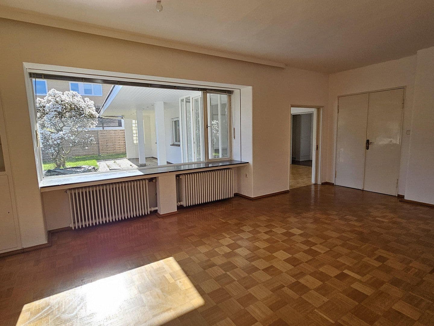 Prodej domu 209 m², pozemek 797 m², Kassel, Hessen Prodej domu 209 m², pozemek 797 m², Kassel, Hessen