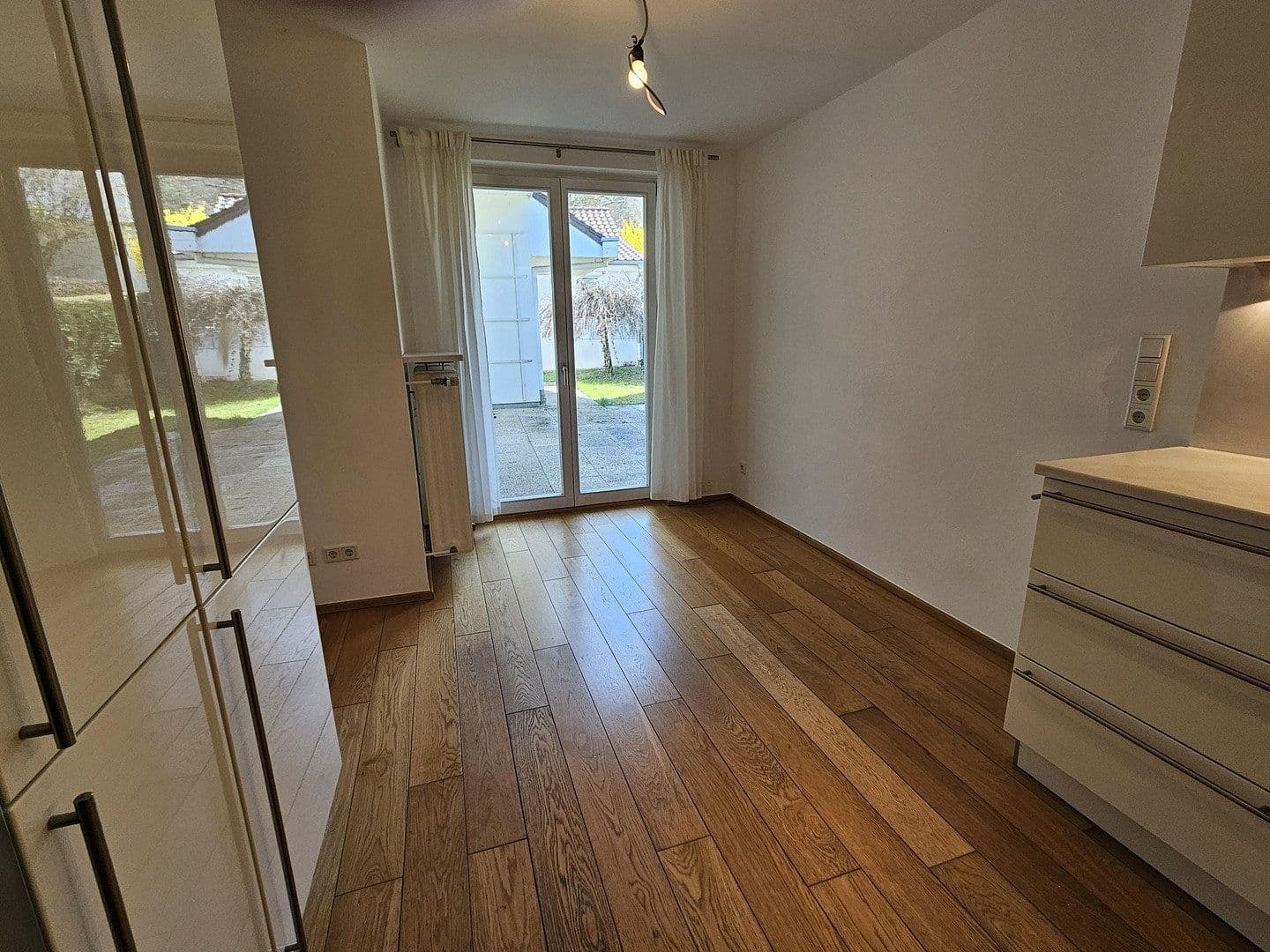 Prodej domu 209 m², pozemek 797 m², Kassel, Hessen Prodej domu 209 m², pozemek 797 m², Kassel, Hessen