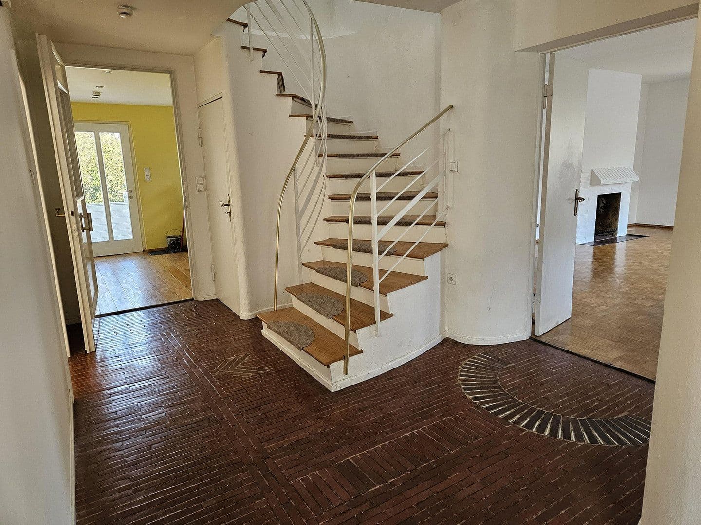 Prodej domu 209 m², pozemek 797 m², Kassel, Hessen Prodej domu 209 m², pozemek 797 m², Kassel, Hessen