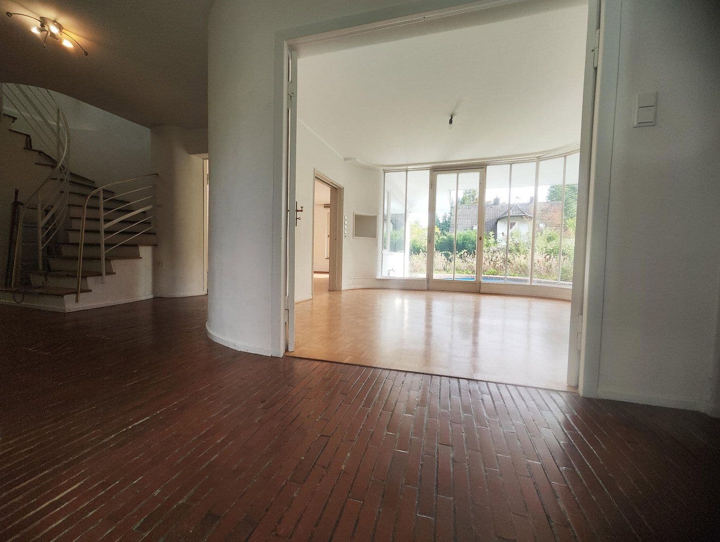 Prodej domu 209 m², pozemek 797 m², Kassel, Hessen Prodej domu 209 m², pozemek 797 m², Kassel, Hessen