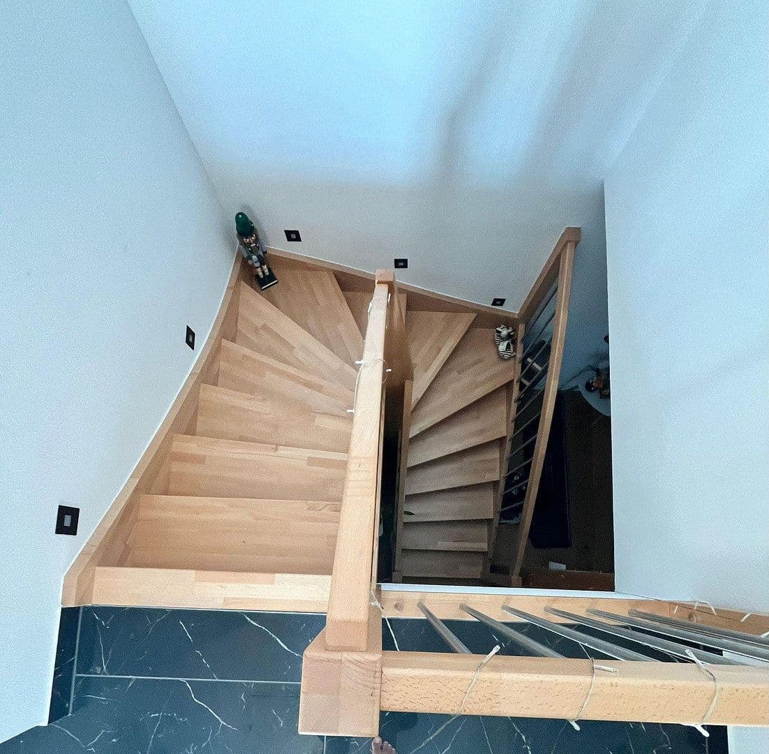 Pronájem domu 157 m², pozemek 400 m², Hurlacher str 28a, Langerringen, Bavorsko Pronájem domu 157 m², pozemek 400 m², Hurlacher str 28a, Langerringen, Bavorsko