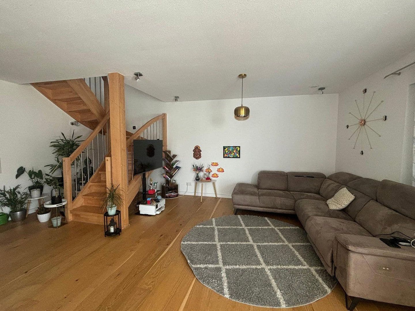Pronájem domu 157 m², pozemek 400 m², Hurlacher str 28a, Langerringen, Bavorsko Pronájem domu 157 m², pozemek 400 m², Hurlacher str 28a, Langerringen, Bavorsko