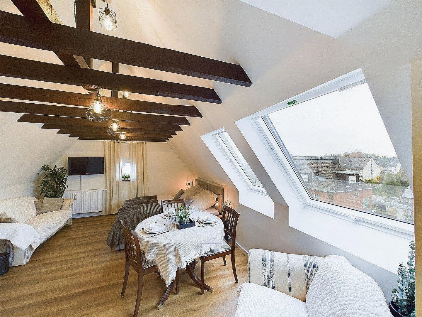 Pronájem bytu 1+kk 35 m², Jägerstraße 30, Leverkusen, Severní Porýní-Vestfálsko Pronájem bytu 1+kk 35 m², Jägerstraße 30, Leverkusen, Severní Porýní-Vestfálsko