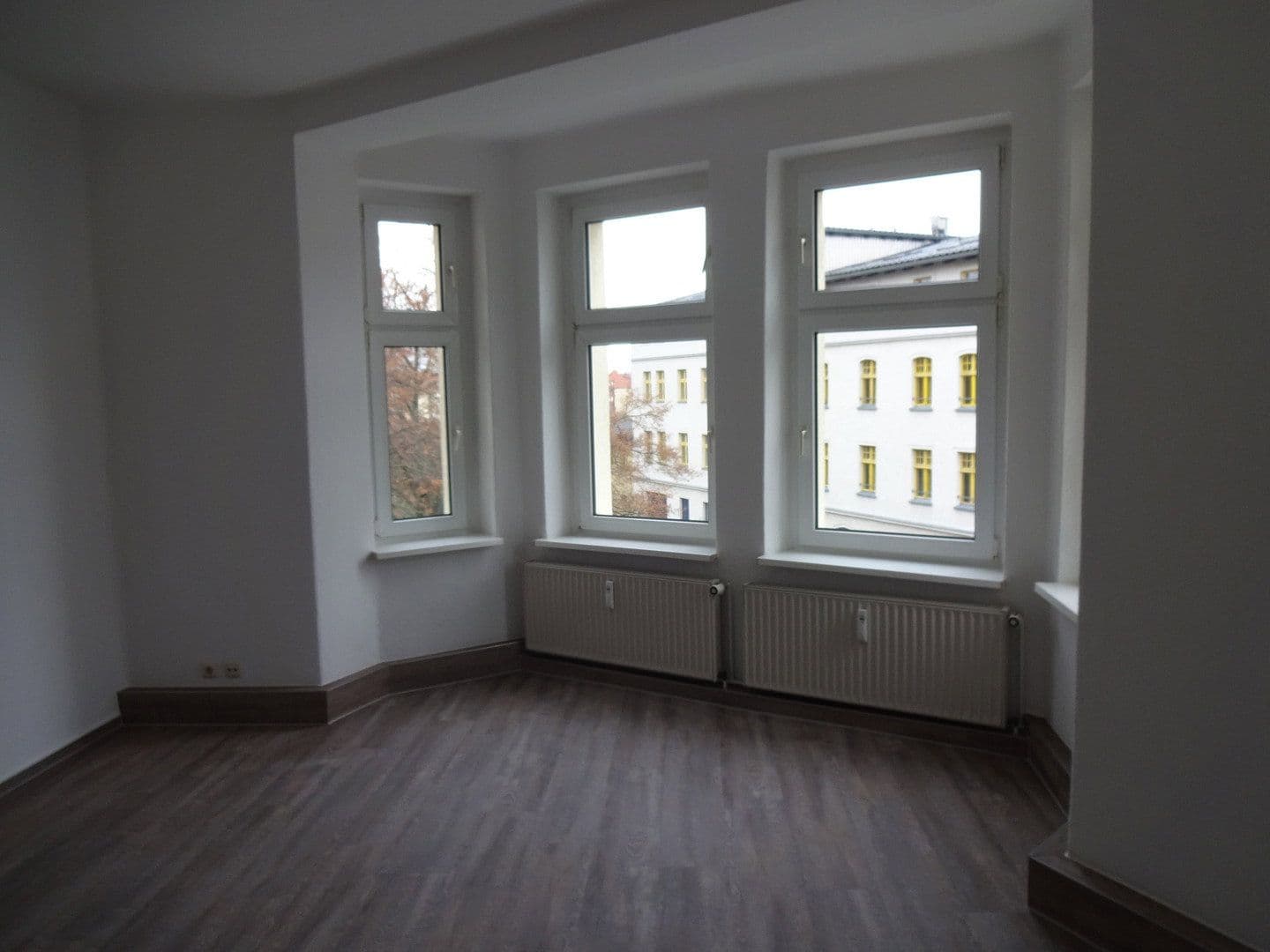 Pronájem bytu 4+1 110 m², Greifswald, Mecklenburg-Vorpommern Pronájem bytu 4+1 110 m², Greifswald, Mecklenburg-Vorpommern