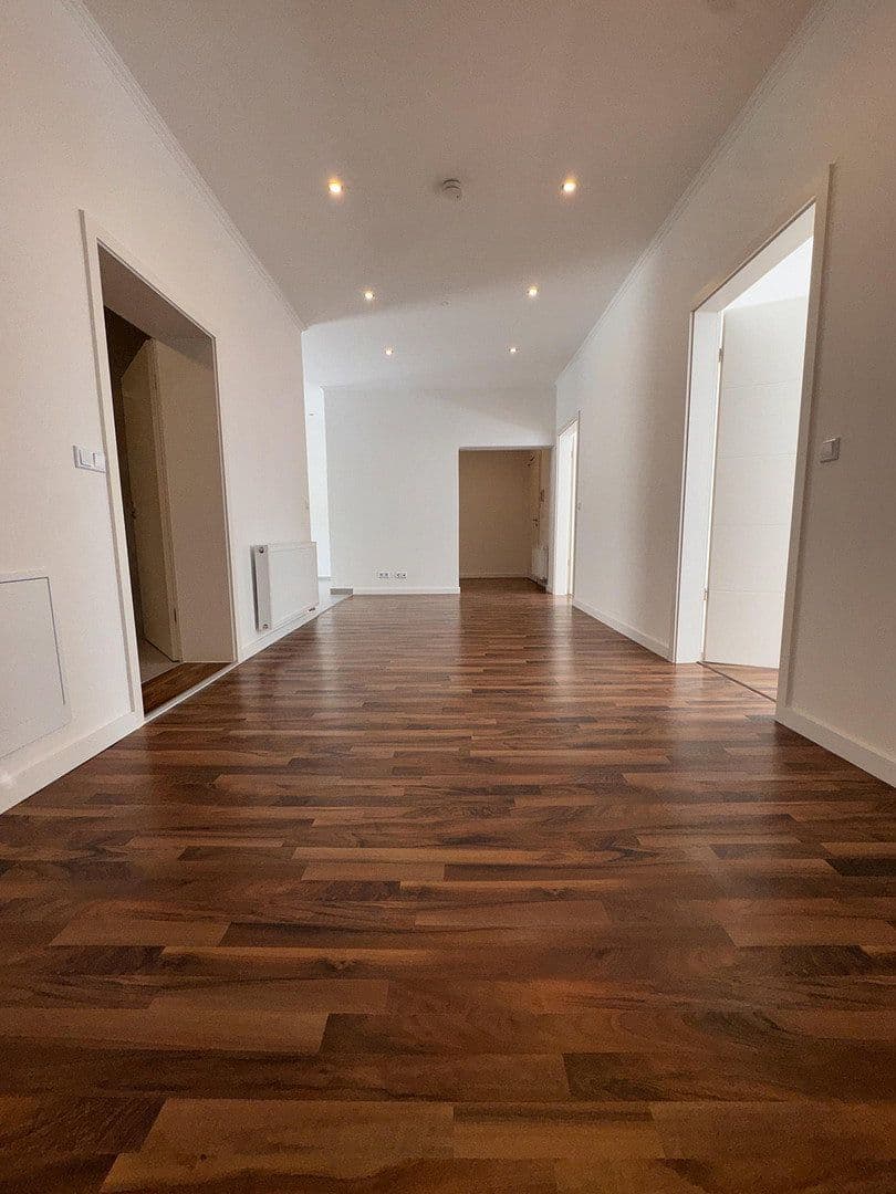 Pronájem bytu 3+1 75 m², Kirchberg 5, Breitenbrunn, Bavorsko Pronájem bytu 3+1 75 m², Kirchberg 5, Breitenbrunn, Bavorsko