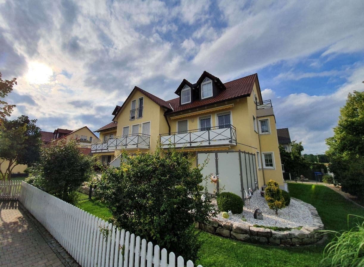 Pronájem bytu 1+1 37 m², Gunzenleestraße 65, Kissing, Bavorsko Pronájem bytu 1+1 37 m², Gunzenleestraße 65, Kissing, Bavorsko