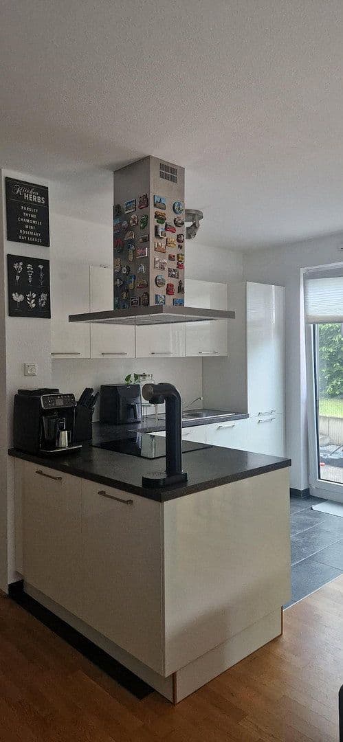 Pronájem bytu 3+1 89 m², Strubbergstraße 48, Frankfurt (Main) - Rödelheim, Hessen Pronájem bytu 3+1 89 m², Strubbergstraße 48, Frankfurt (Main) - Rödelheim, Hessen