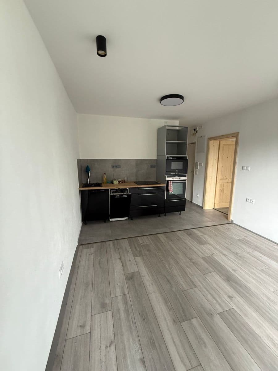 Pronájem bytu 3+kk 51 m², Luční, Nové Město na Moravě, Kraj Vysočina Pronájem bytu 3+kk 51 m², Luční, Nové Město na Moravě, Kraj Vysočina