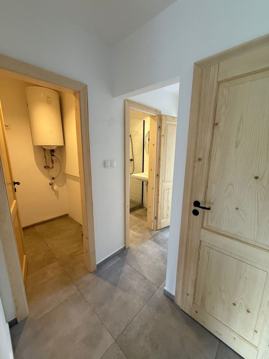Pronájem bytu 3+kk 51 m², Luční, Nové Město na Moravě, Kraj Vysočina Pronájem bytu 3+kk 51 m², Luční, Nové Město na Moravě, Kraj Vysočina