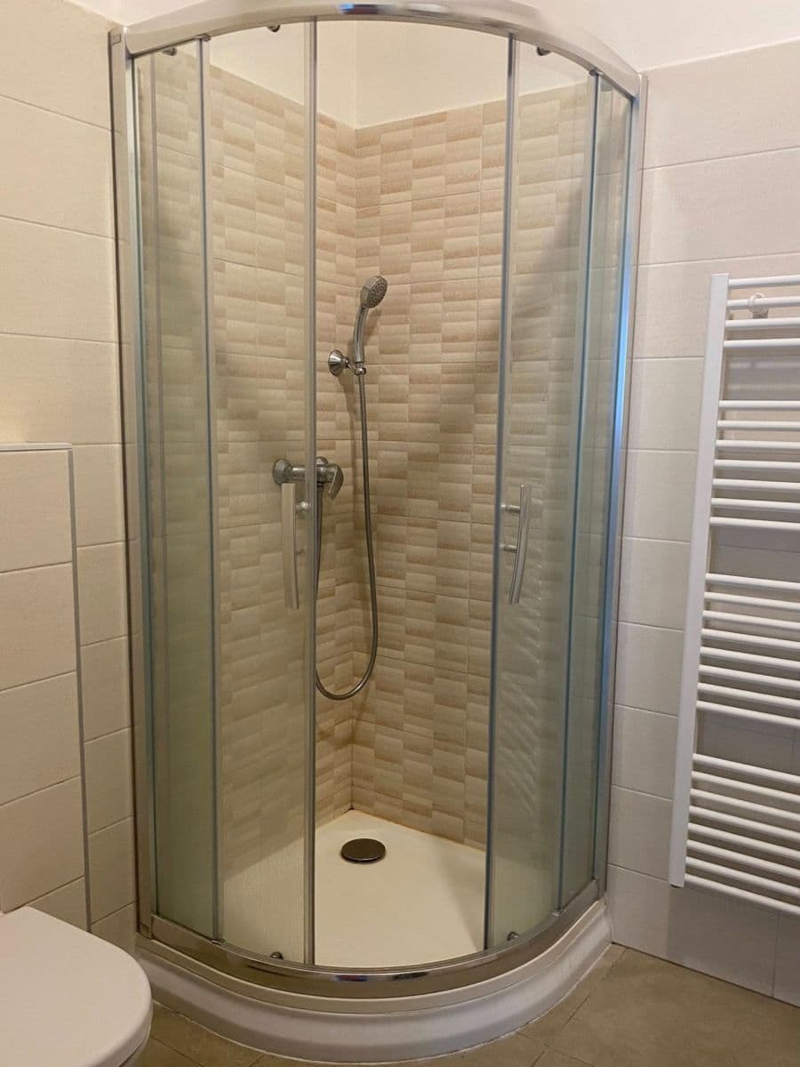 Pronájem bytu 1+kk 18 m², Banskobystrická, Brno, Jihomoravský kraj Pronájem bytu 1+kk 18 m², Banskobystrická, Brno, Jihomoravský kraj