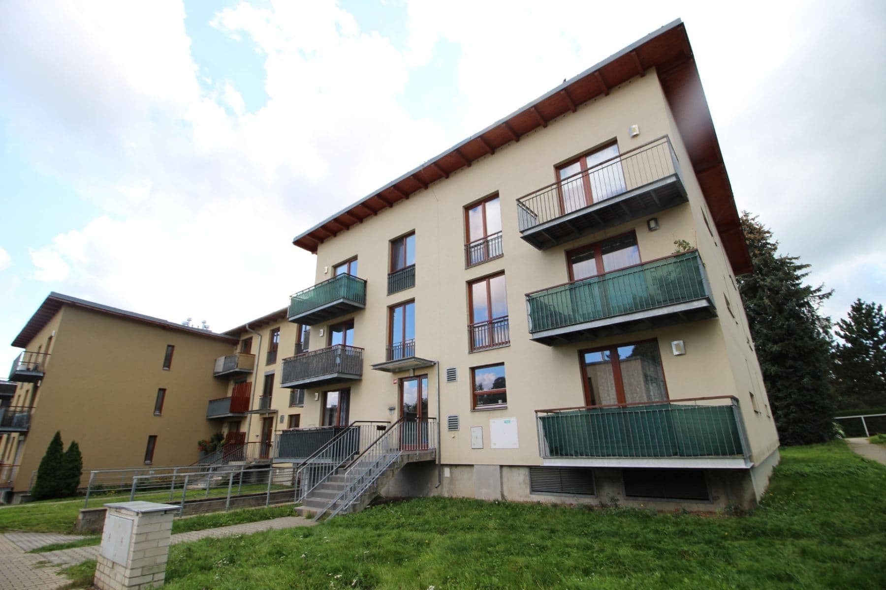 Pronájem bytu 1+kk 42 m², Ohradní, Kamenice, Středočeský kraj Pronájem bytu 1+kk 42 m², Ohradní, Kamenice, Středočeský kraj