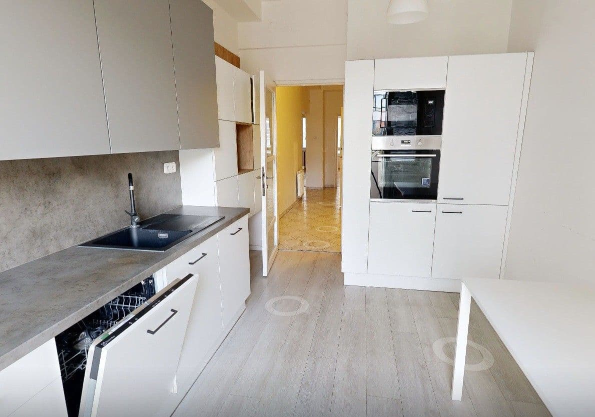 Pronájem bytu 3+1 135 m², Jungmannova, Praha, Praha Pronájem bytu 3+1 135 m², Jungmannova, Praha, Praha