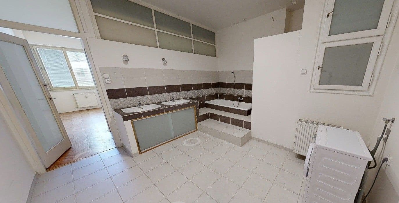 Pronájem bytu 3+1 135 m², Jungmannova, Praha, Praha Pronájem bytu 3+1 135 m², Jungmannova, Praha, Praha