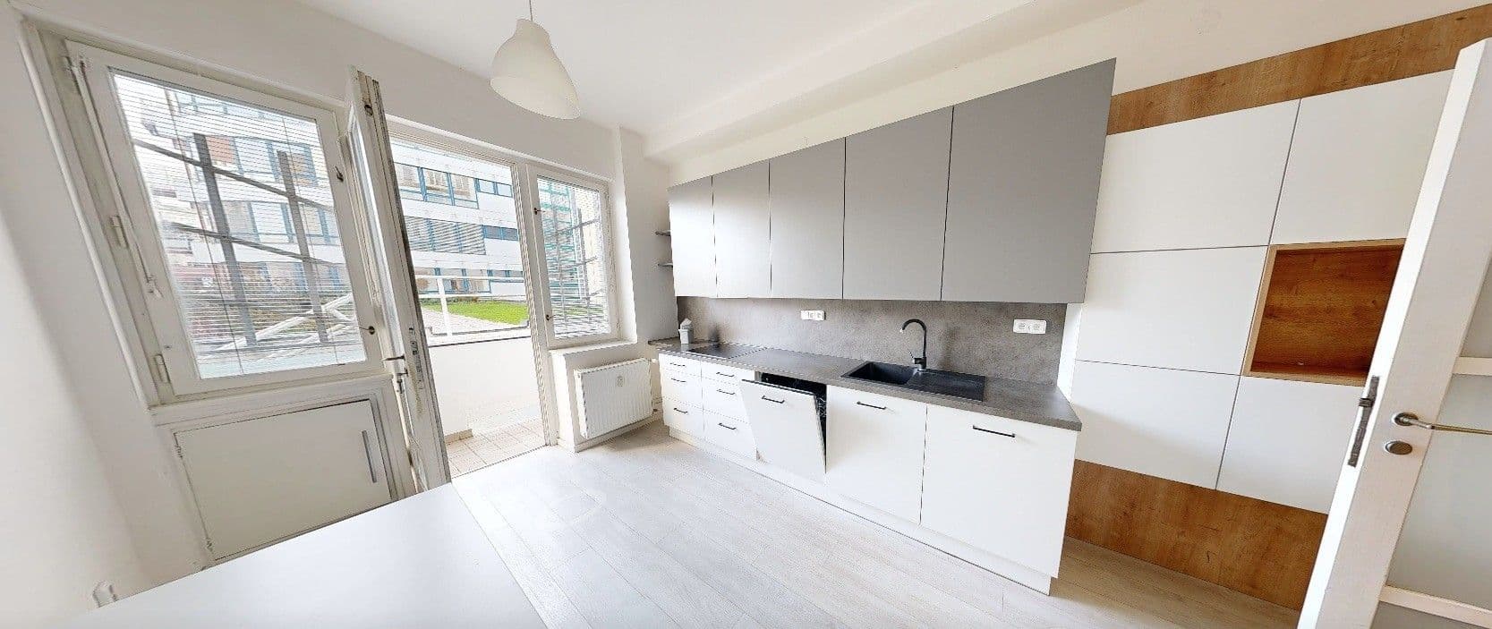 Pronájem bytu 3+1 135 m², Jungmannova, Praha, Praha Pronájem bytu 3+1 135 m², Jungmannova, Praha, Praha