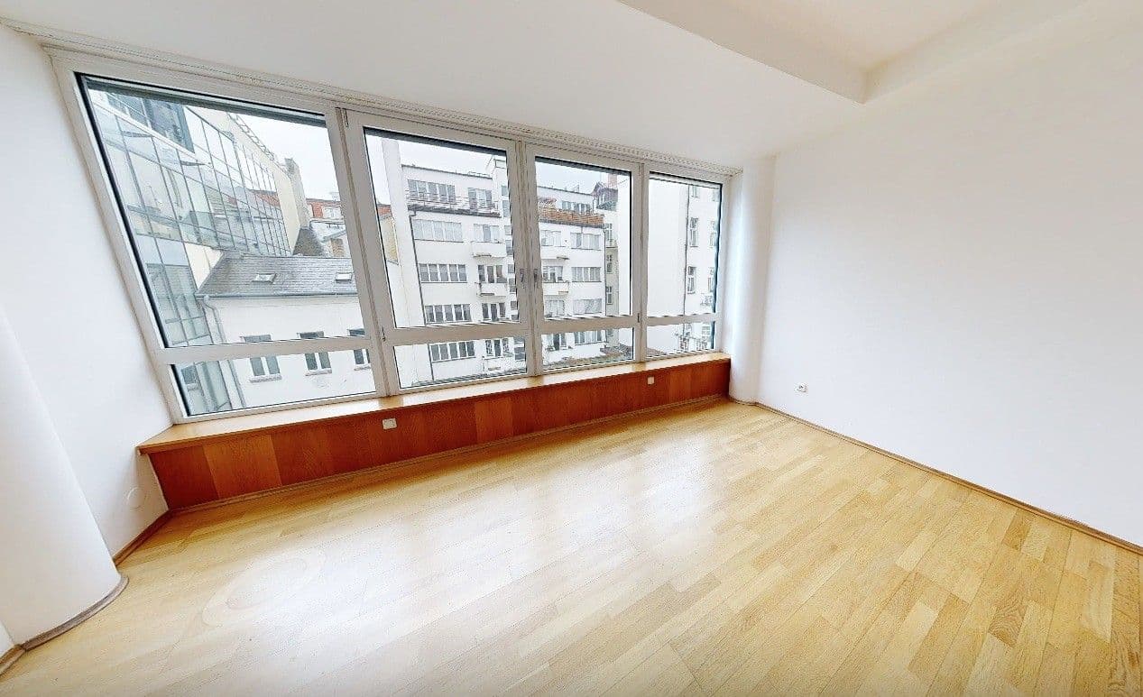 Pronájem bytu 3+1 130 m², Jungmannova, Praha, Praha Pronájem bytu 3+1 130 m², Jungmannova, Praha, Praha