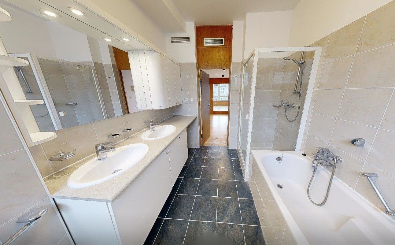 Pronájem bytu 3+1 130 m², Jungmannova, Praha, Praha Pronájem bytu 3+1 130 m², Jungmannova, Praha, Praha