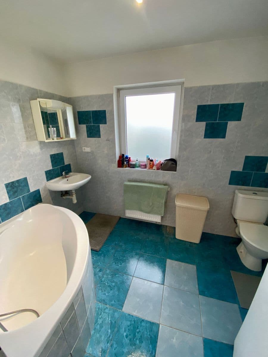 Pronájem bytu 2+1 46 m², Libčice nad Vltavou, Středočeský kraj Pronájem bytu 2+1 46 m², Libčice nad Vltavou, Středočeský kraj