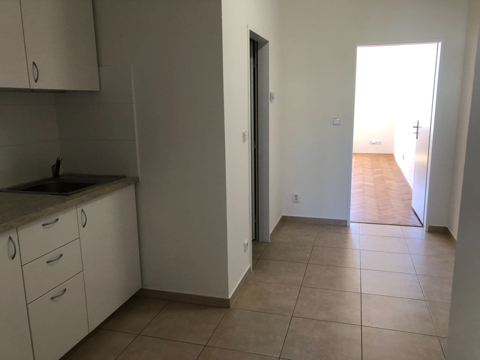 Pronájem bytu 2+kk 53 m², Oblouková, Praha, Praha Pronájem bytu 2+kk 53 m², Oblouková, Praha, Praha
