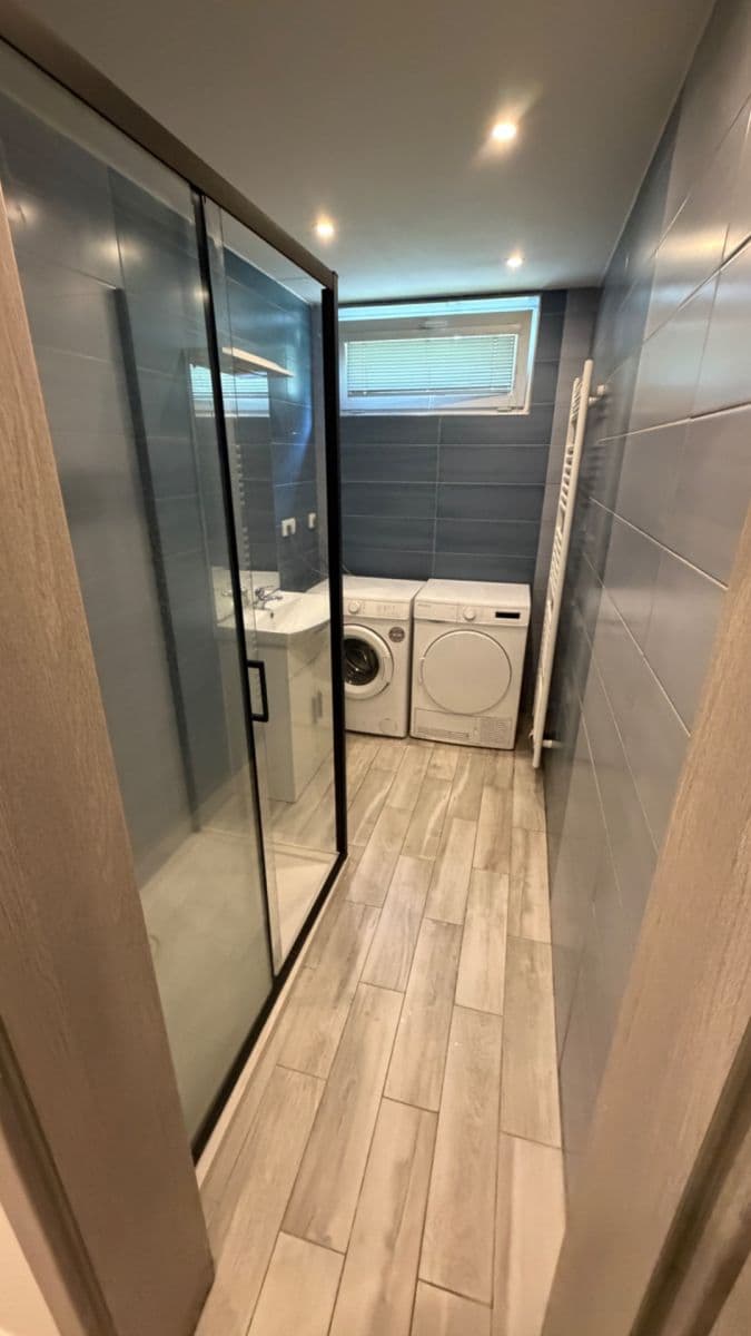 Pronájem bytu 1+kk 33 m², Divišov, Středočeský kraj Pronájem bytu 1+kk 33 m², Divišov, Středočeský kraj