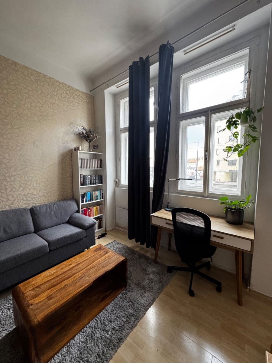Pronájem bytu 1+kk 22 m², Na Žertvách, Praha, Praha Pronájem bytu 1+kk 22 m², Na Žertvách, Praha, Praha
