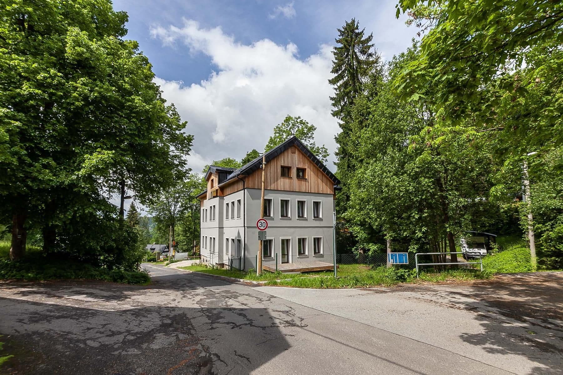 Prodej bytu 2+kk 65 m², Janov nad Nisou, Liberecký kraj Prodej bytu 2+kk 65 m², Janov nad Nisou, Liberecký kraj