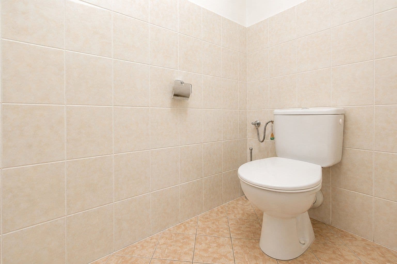Pronájem bytu 1+kk 50 m², Kmochova, Hostivice, Středočeský kraj Pronájem bytu 1+kk 50 m², Kmochova, Hostivice, Středočeský kraj