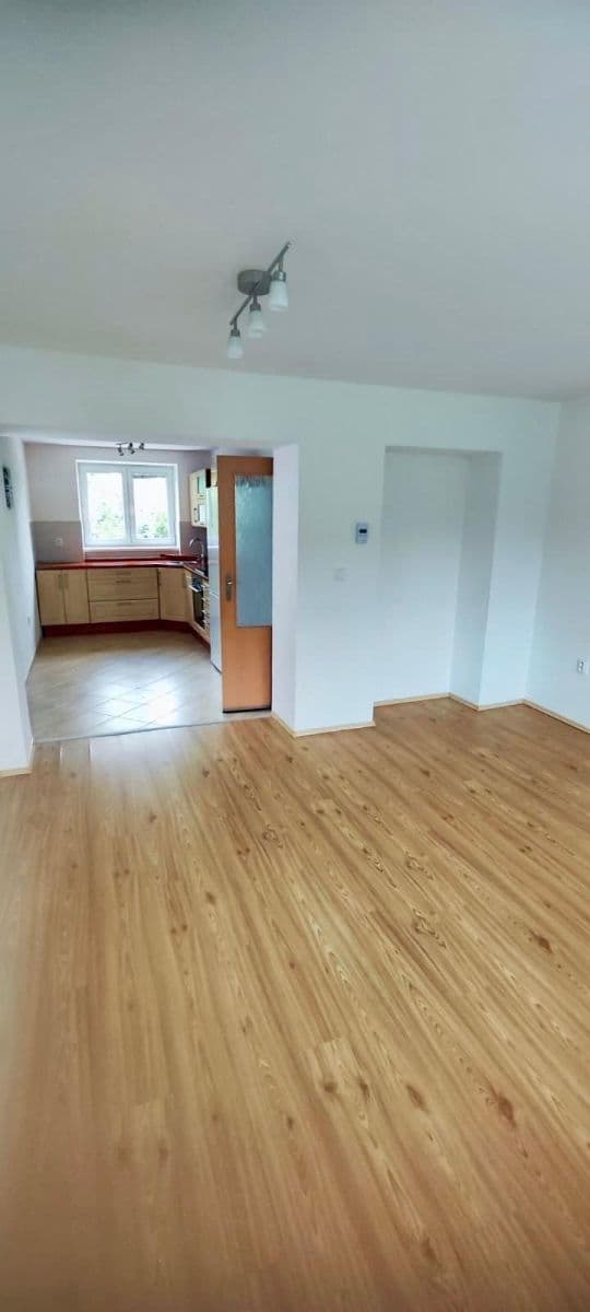 Pronájem bytu 2+1 54 m², Úlehlova, Strážnice, Jihomoravský kraj Pronájem bytu 2+1 54 m², Úlehlova, Strážnice, Jihomoravský kraj