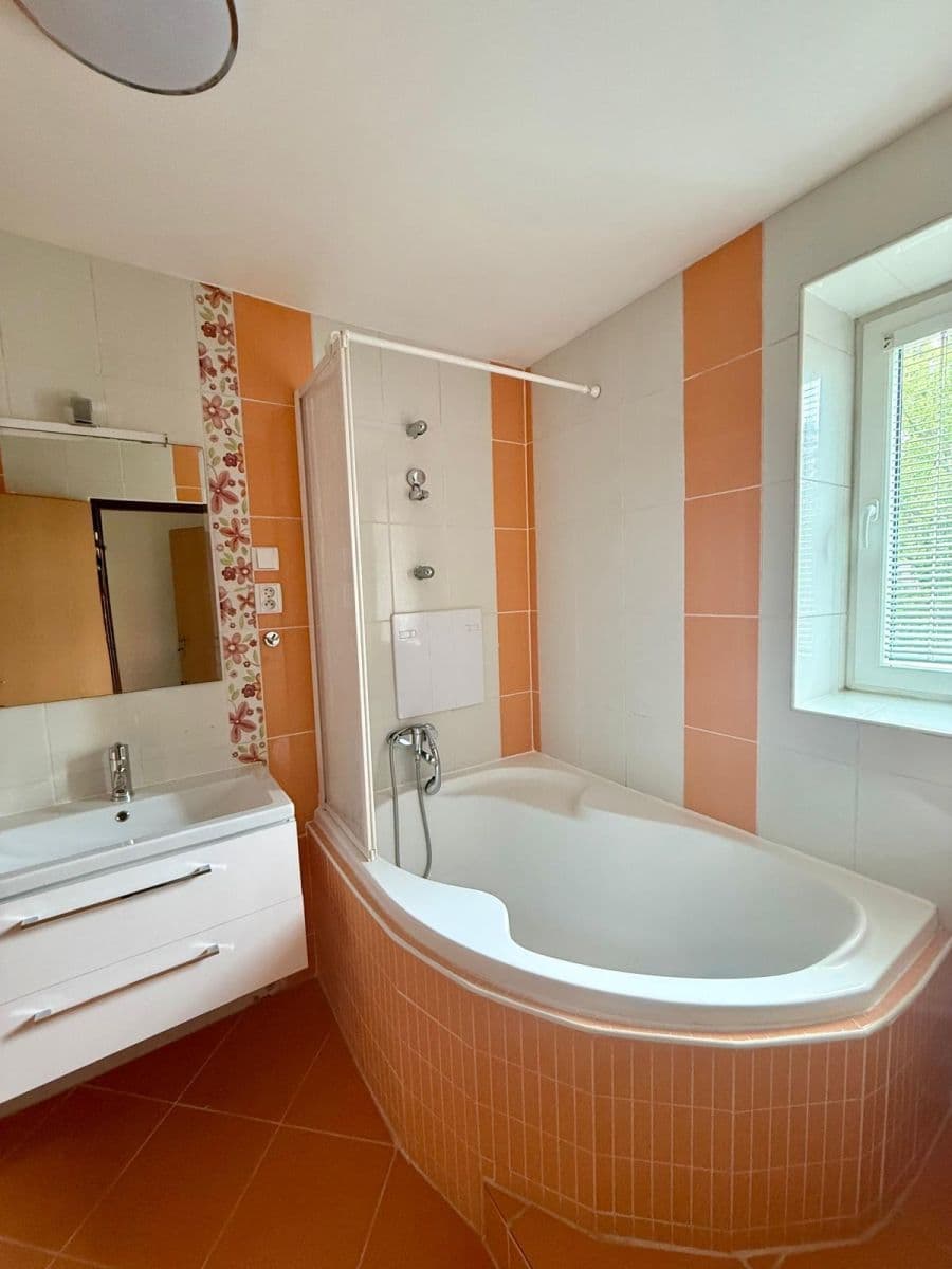 Pronájem bytu 2+1 54 m², Úlehlova, Strážnice, Jihomoravský kraj Pronájem bytu 2+1 54 m², Úlehlova, Strážnice, Jihomoravský kraj