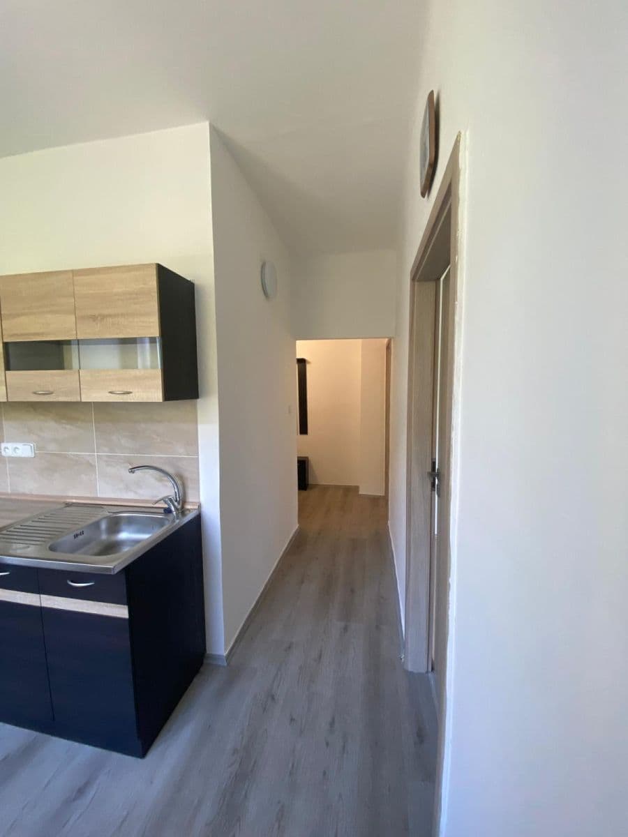 Pronájem bytu 2+1 50 m², Wolkerova, Lovosice, Ústecký kraj Pronájem bytu 2+1 50 m², Wolkerova, Lovosice, Ústecký kraj