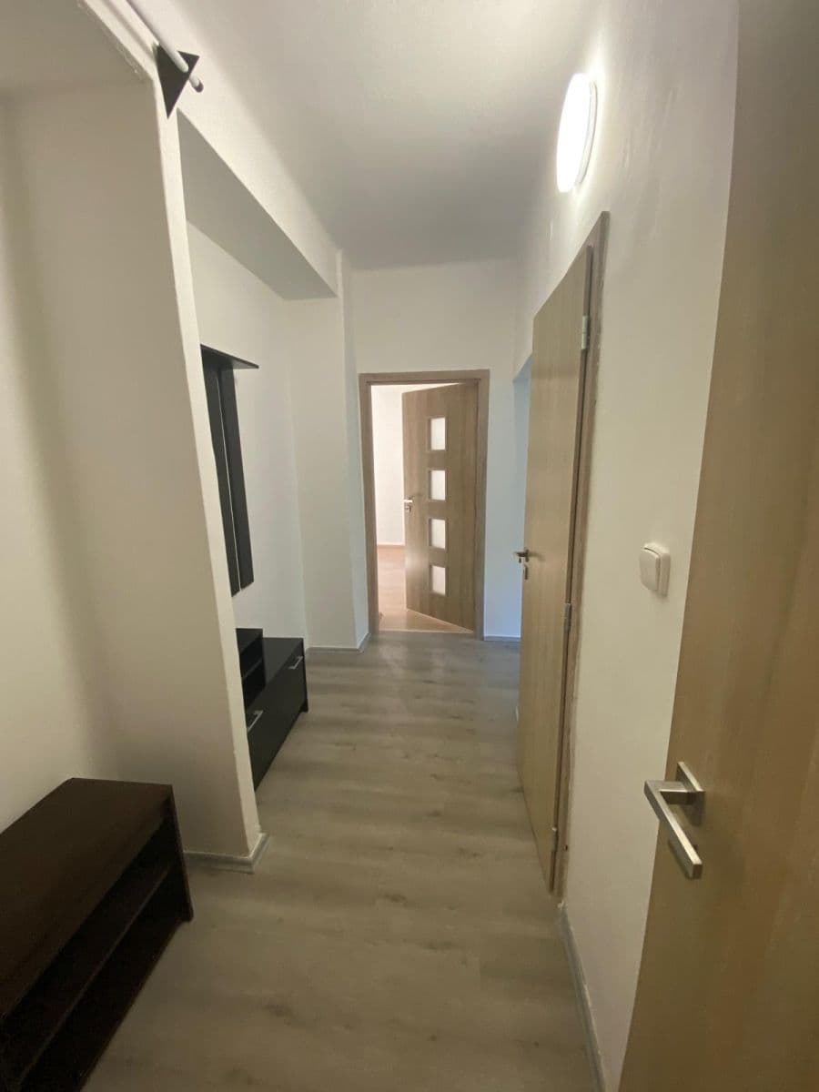 Pronájem bytu 2+1 50 m², Wolkerova, Lovosice, Ústecký kraj Pronájem bytu 2+1 50 m², Wolkerova, Lovosice, Ústecký kraj