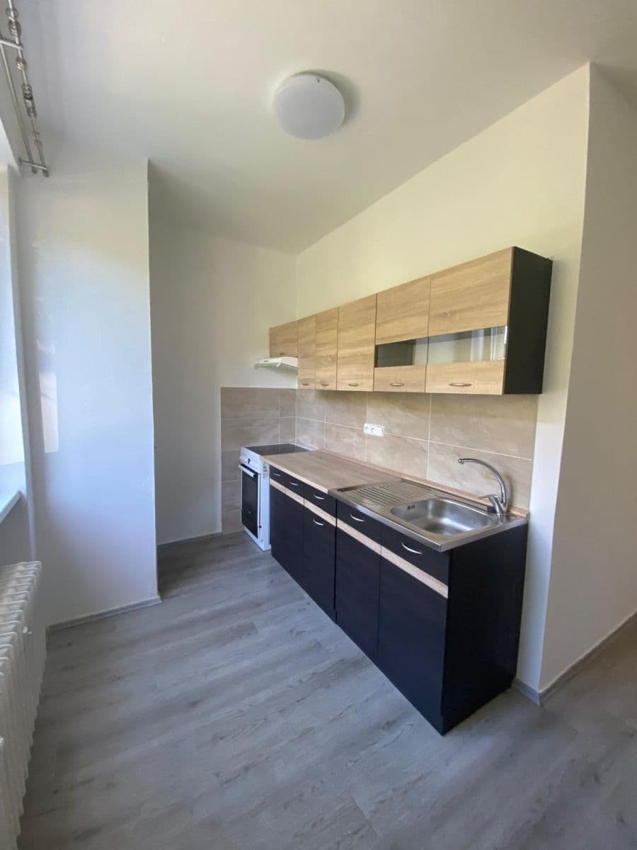 Pronájem bytu 2+1 50 m², Wolkerova, Lovosice, Ústecký kraj Pronájem bytu 2+1 50 m², Wolkerova, Lovosice, Ústecký kraj