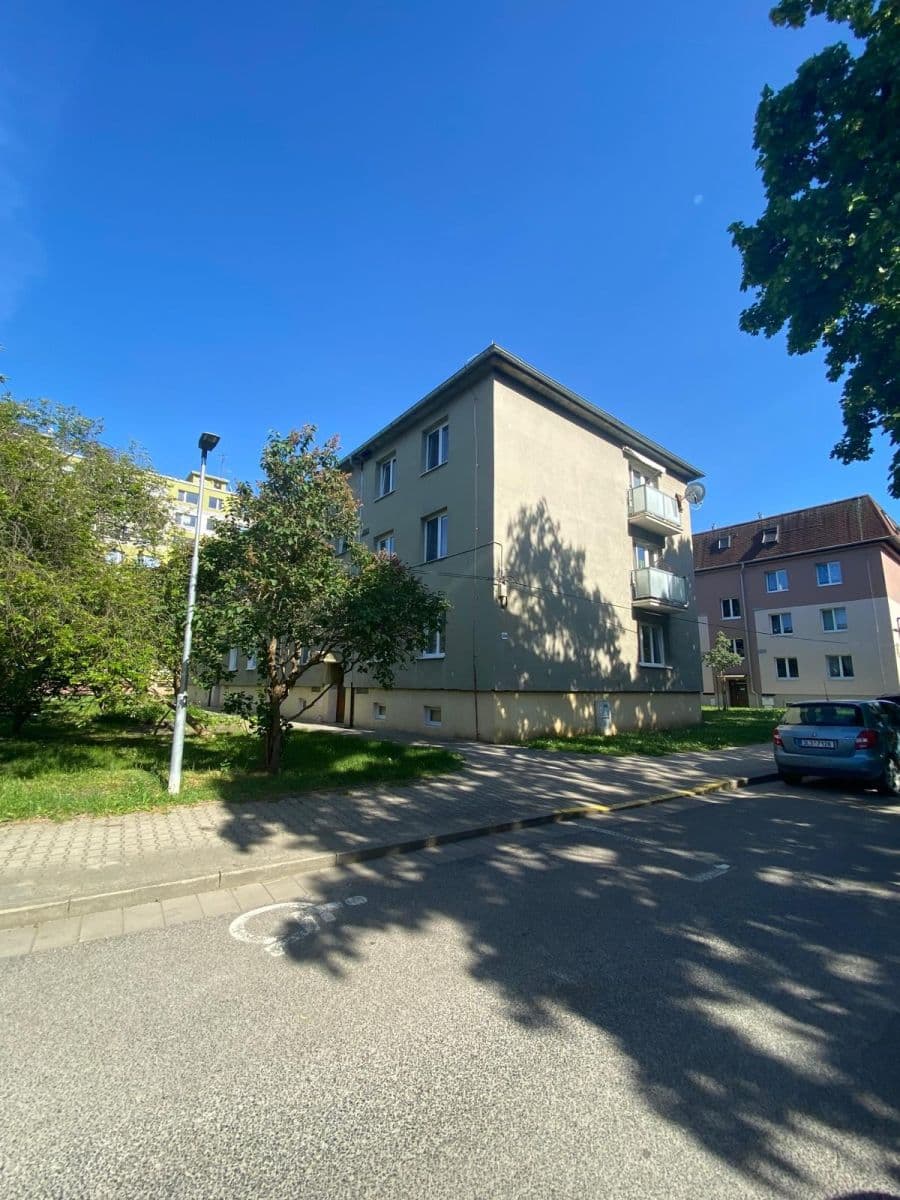 Pronájem bytu 2+1 50 m², Wolkerova, Lovosice, Ústecký kraj Pronájem bytu 2+1 50 m², Wolkerova, Lovosice, Ústecký kraj