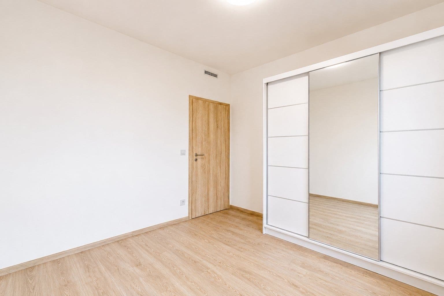Pronájem bytu 3+kk 66 m², Arnošta Staňka, Praha, Praha Pronájem bytu 3+kk 66 m², Arnošta Staňka, Praha, Praha