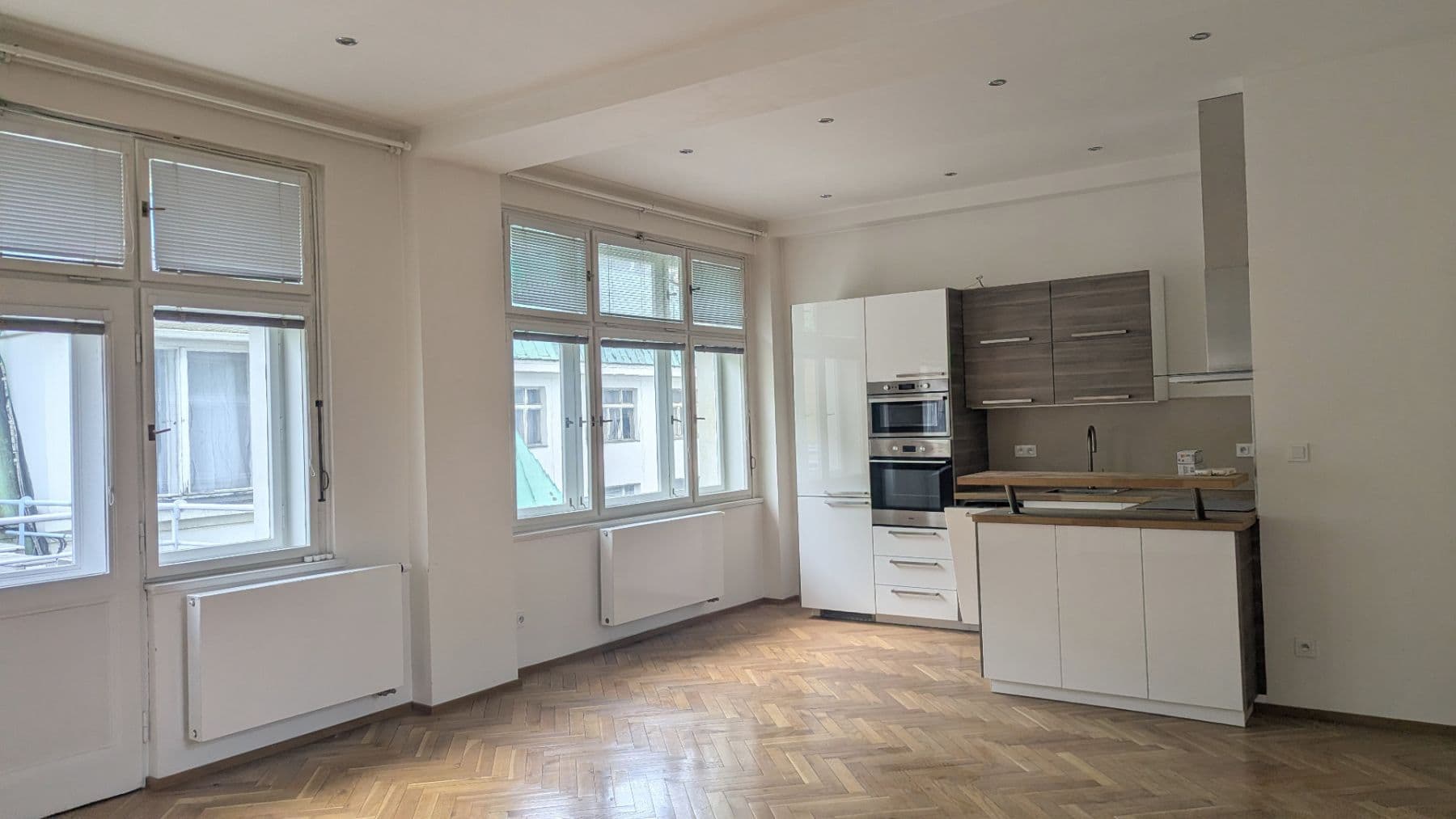 Pronájem bytu 2+kk 73 m², Vodičkova, Praha, Praha Pronájem bytu 2+kk 73 m², Vodičkova, Praha, Praha