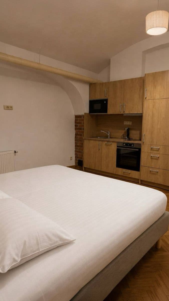 Pronájem bytu 31 m², Na Plzeňce, Praha, Praha Pronájem bytu 31 m², Na Plzeňce, Praha, Praha