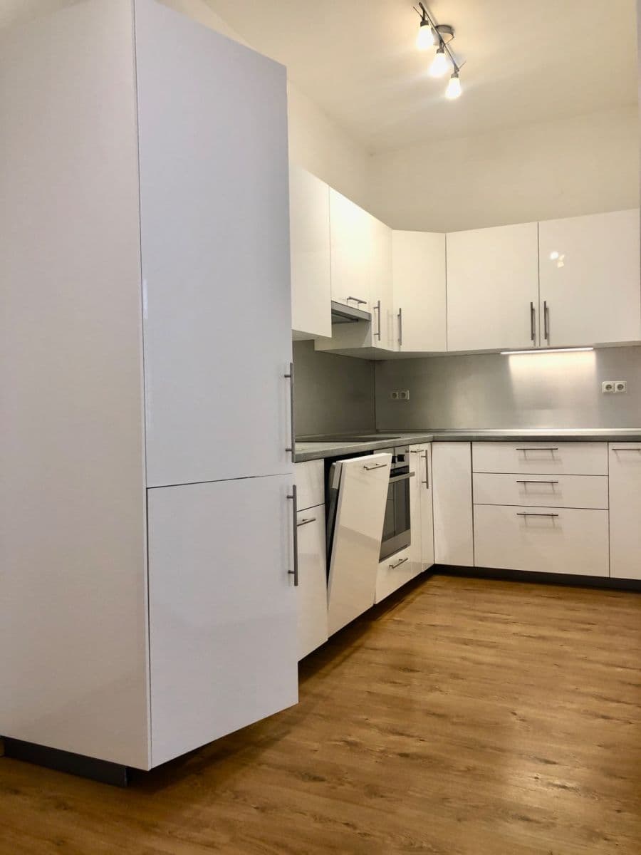 Pronájem bytu 3+kk 75 m², Na Celné, Praha, Praha Pronájem bytu 3+kk 75 m², Na Celné, Praha, Praha