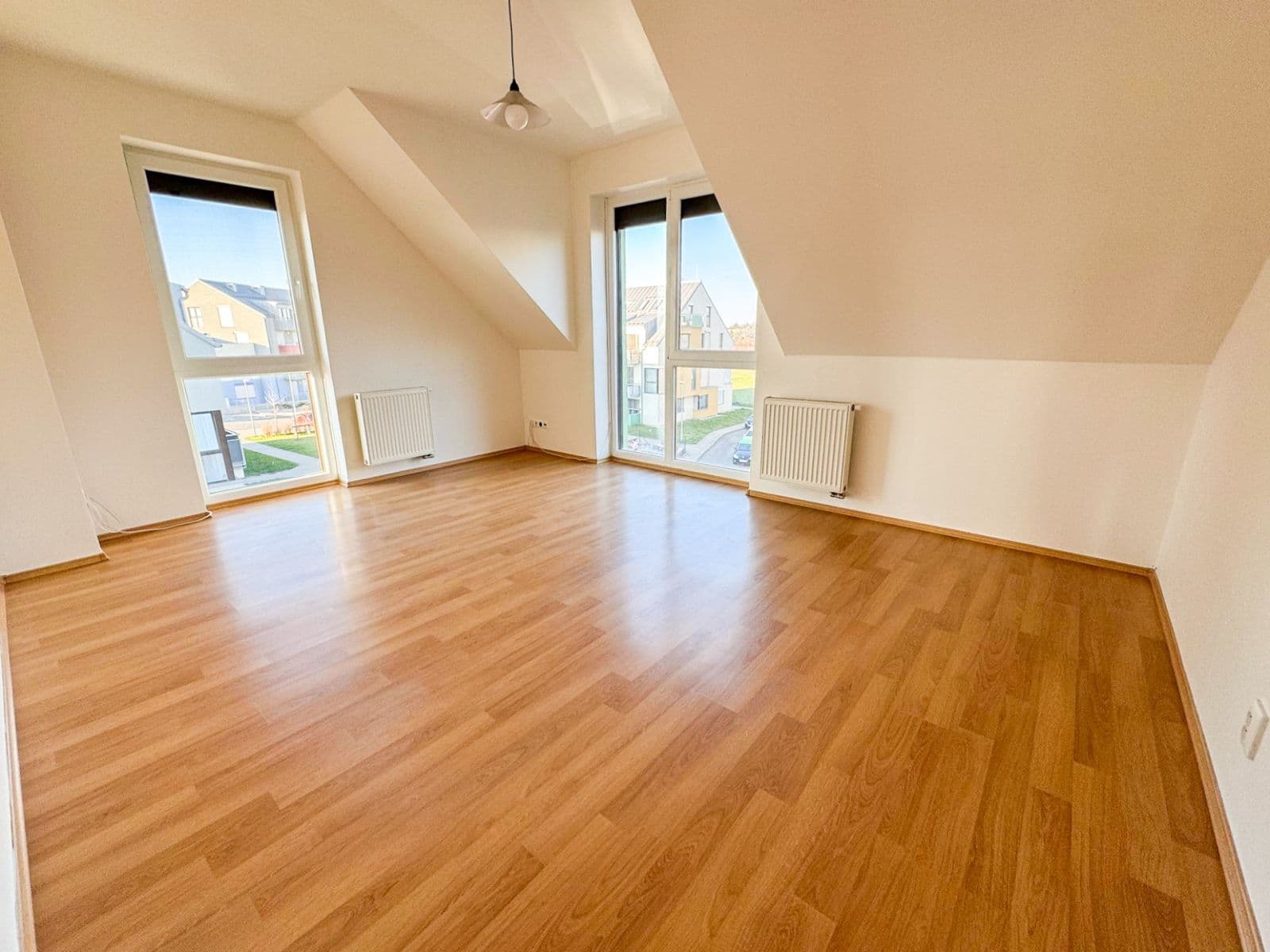 Prodej bytu 4+kk 99 m², Na Výšině, Říčany, Středočeský kraj Prodej bytu 4+kk 99 m², Na Výšině, Říčany, Středočeský kraj