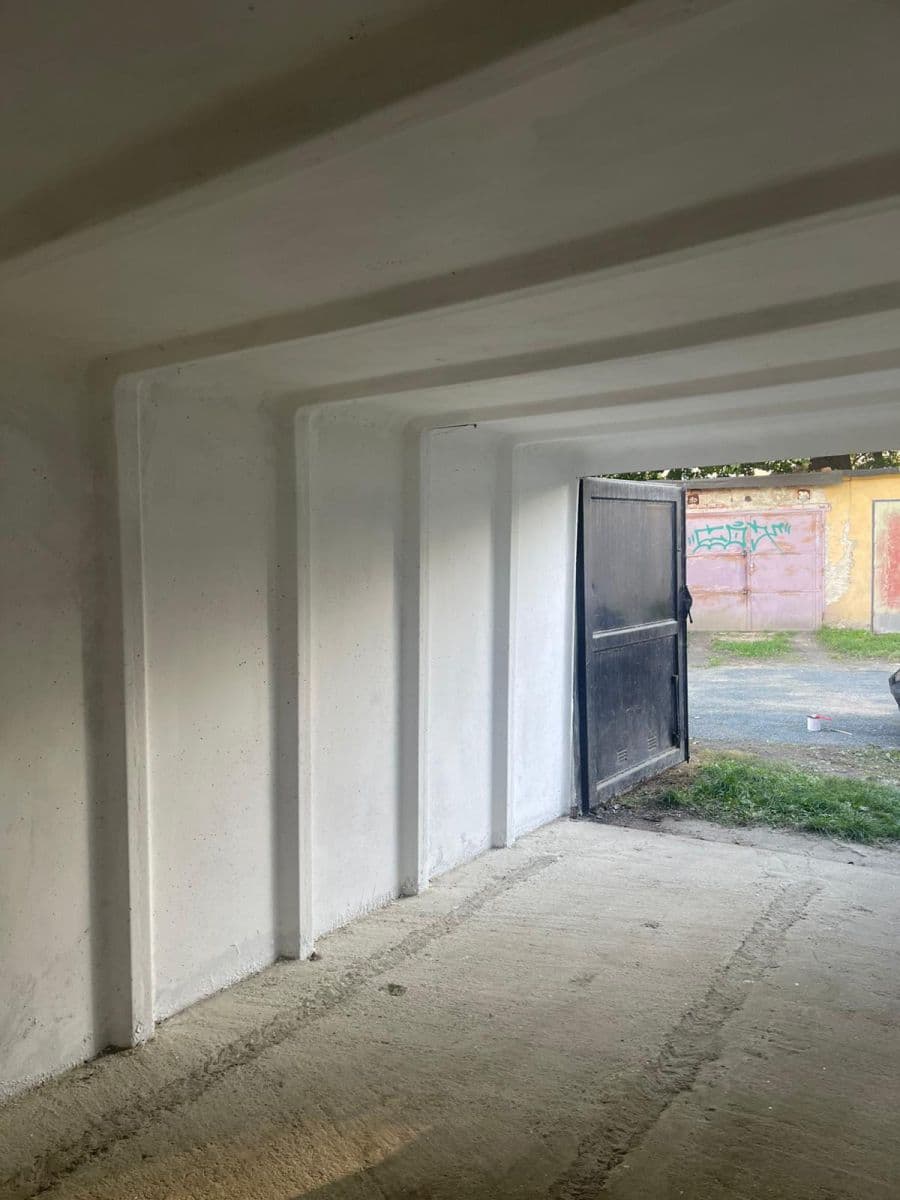 Prodej garáže 15 m², Brno, Jihomoravský kraj Prodej garáže 15 m², Brno, Jihomoravský kraj